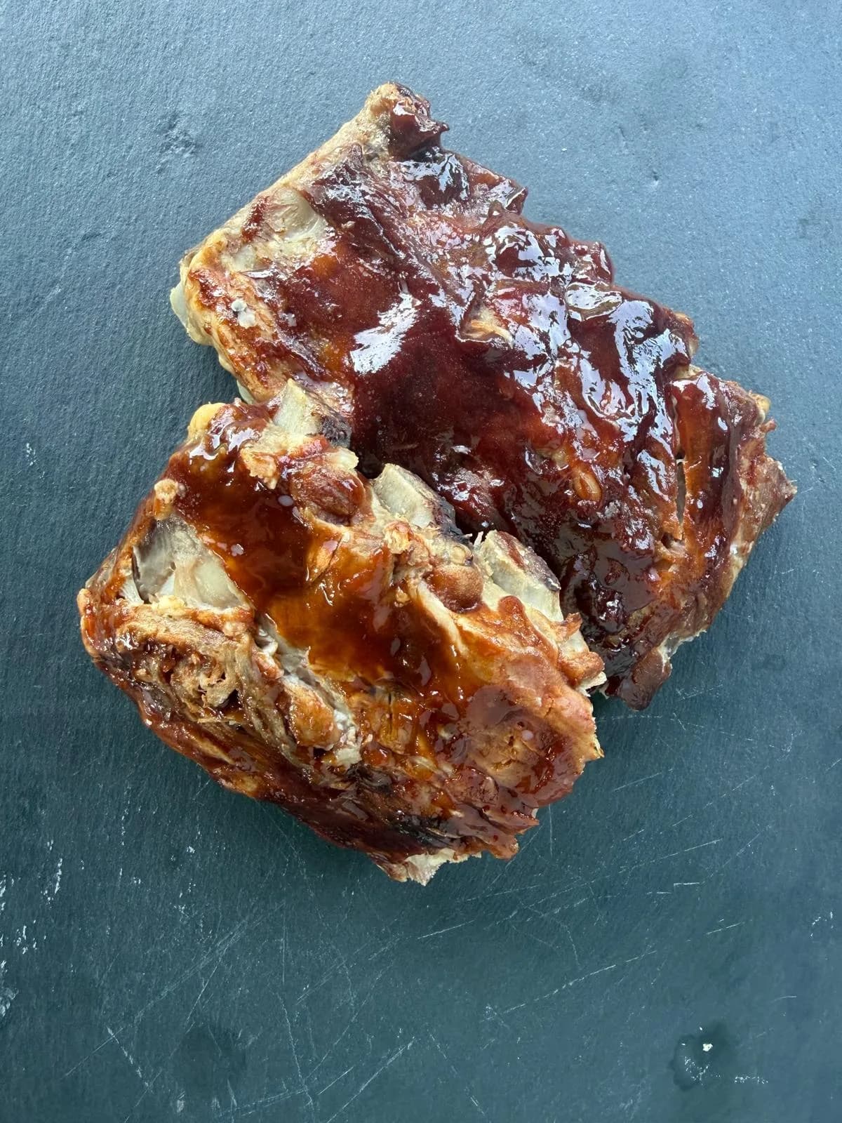 Spareribs mit BBQ Dip